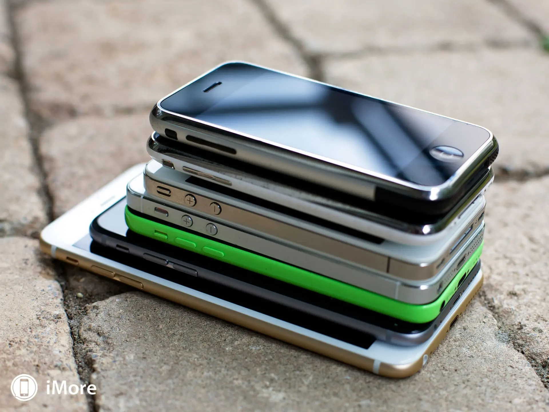 iPhone có thể biết bạn là ai, sống ở đâu và làm việc gì