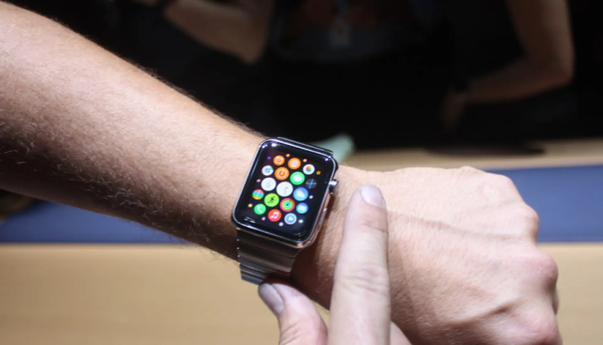 Apple giảm sản lượng dự kiến hàng tháng của Apple Watch