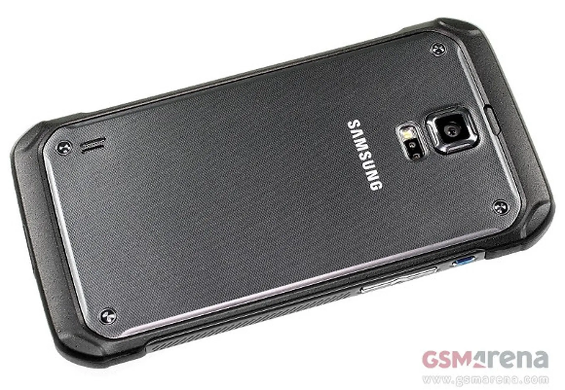 Samsung mang khe cắm thẻ nhớ MicroSD trở lại cho Galaxy S6 Active