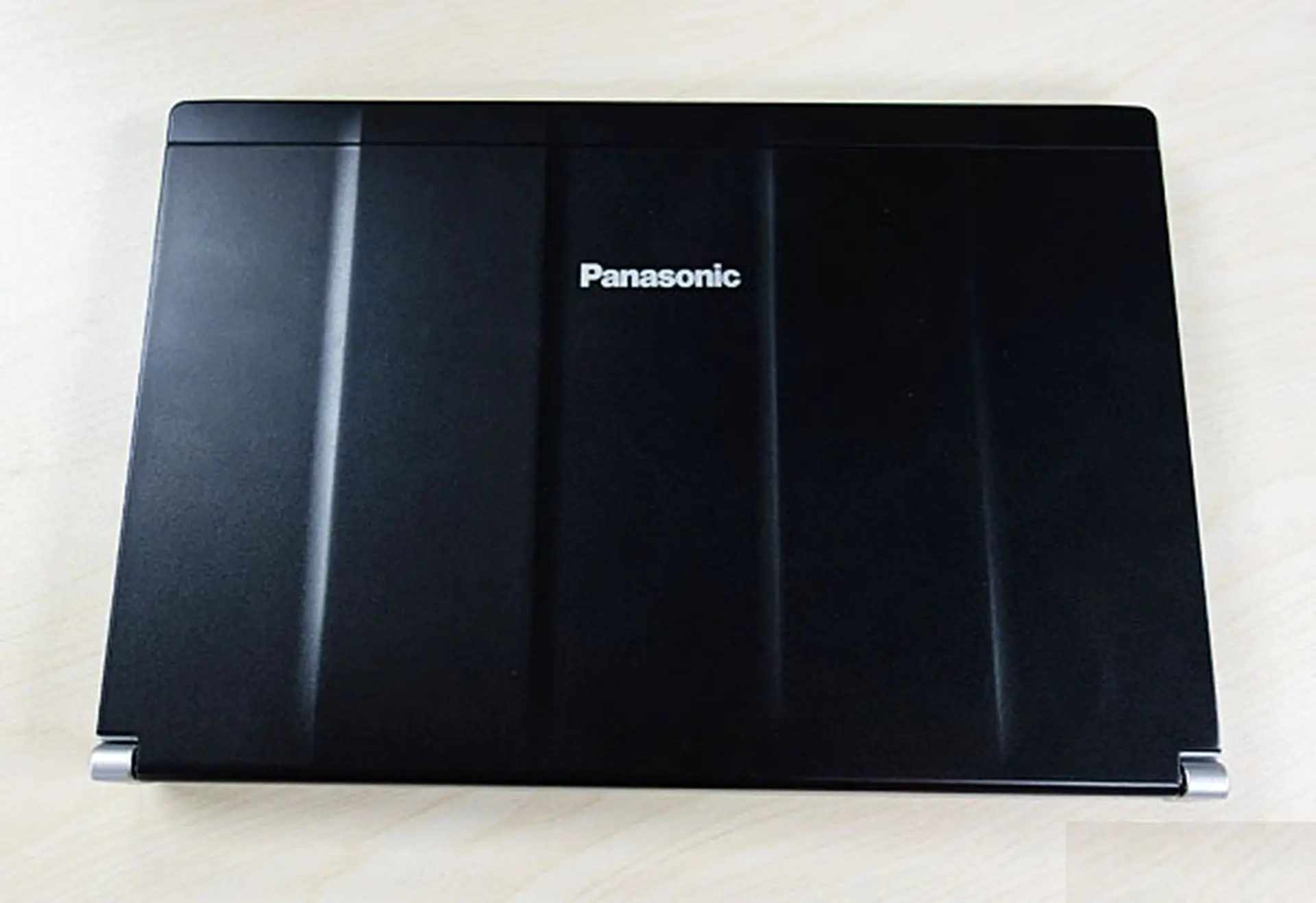 Tìm hiểu về dòng laptop Panasonic Toughbook CF-SX2