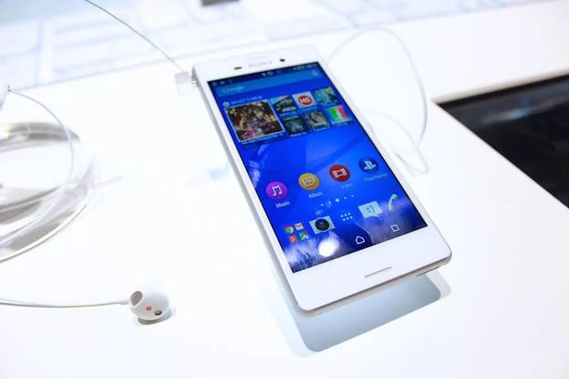 Sony Xperia M4 Aqua: chàng “đặc công người nhái” của giới Smartphone