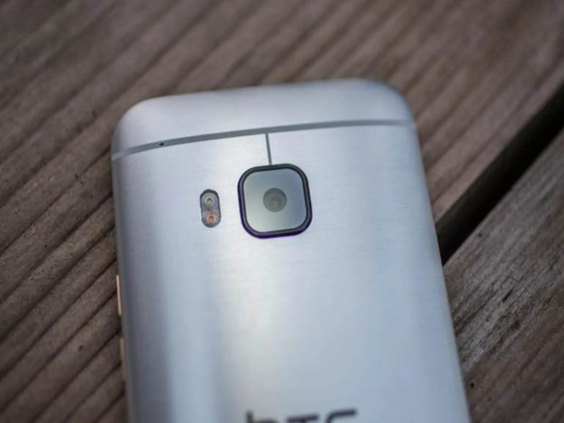 [MWC 2015] Thử nghiệm nhanh camera HTC One M9