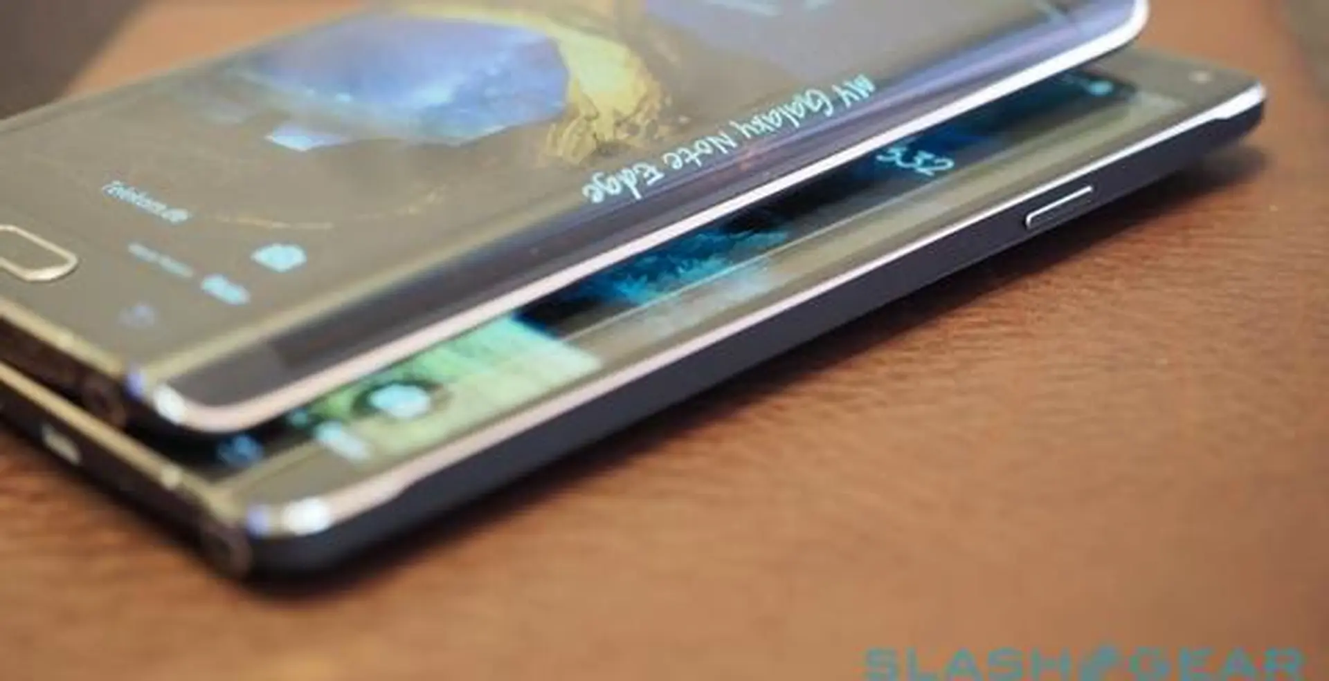 Những điếm khác biệt chính giữa Galaxy S6 và Galaxy S6 Edge