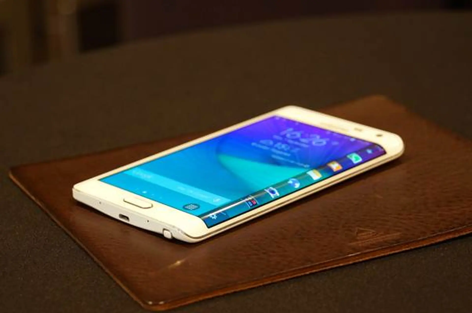 Galaxy Note 3 và Galaxy Note Edge của Sprint được cập nhật Lollipop