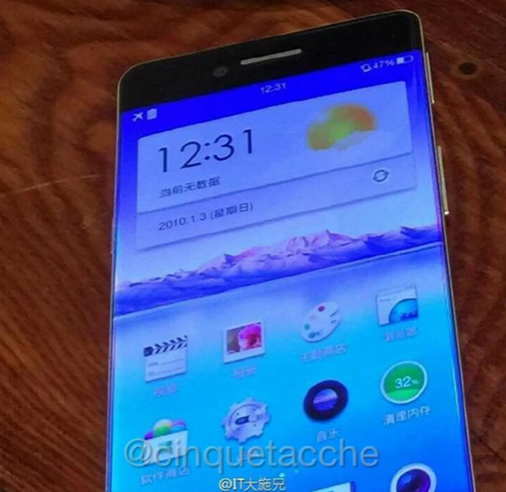 Rò rỉ hình ảnh Oppo R7 với viền bezel siêu mỏng