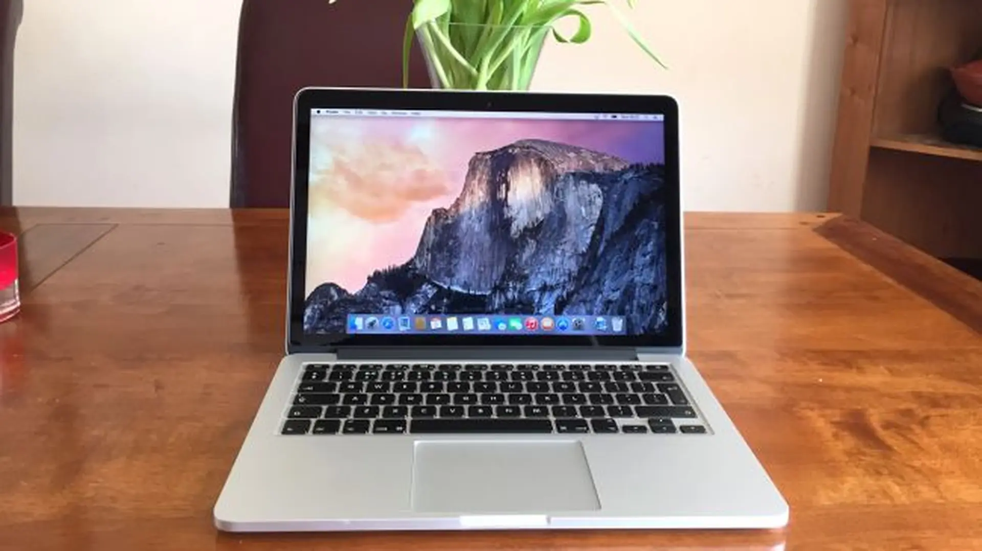 10 máy tính xách tay 13 inch tốt nhất 2015