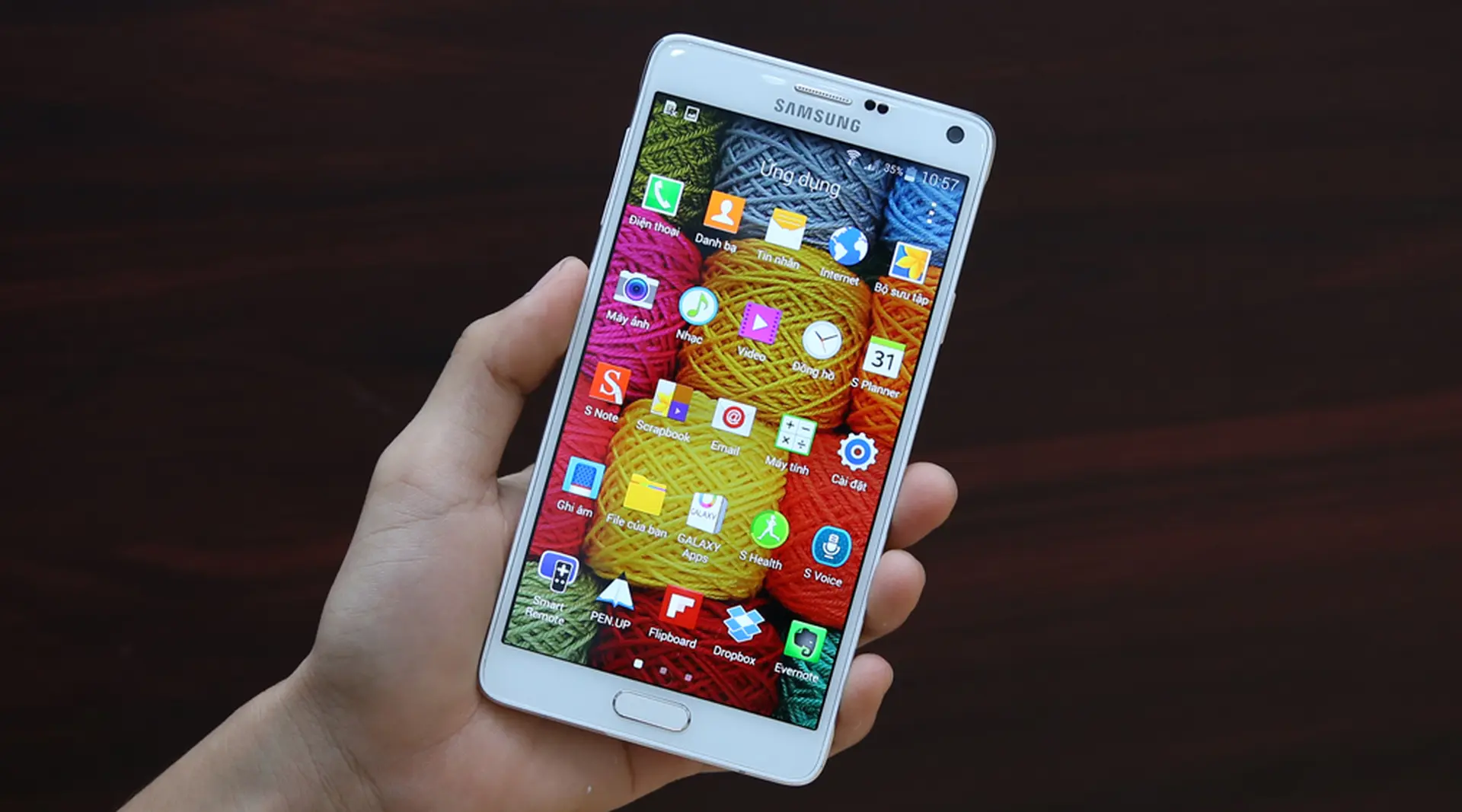 Thế giới smartphone liệu Samsung giữ được vương vị hay không?