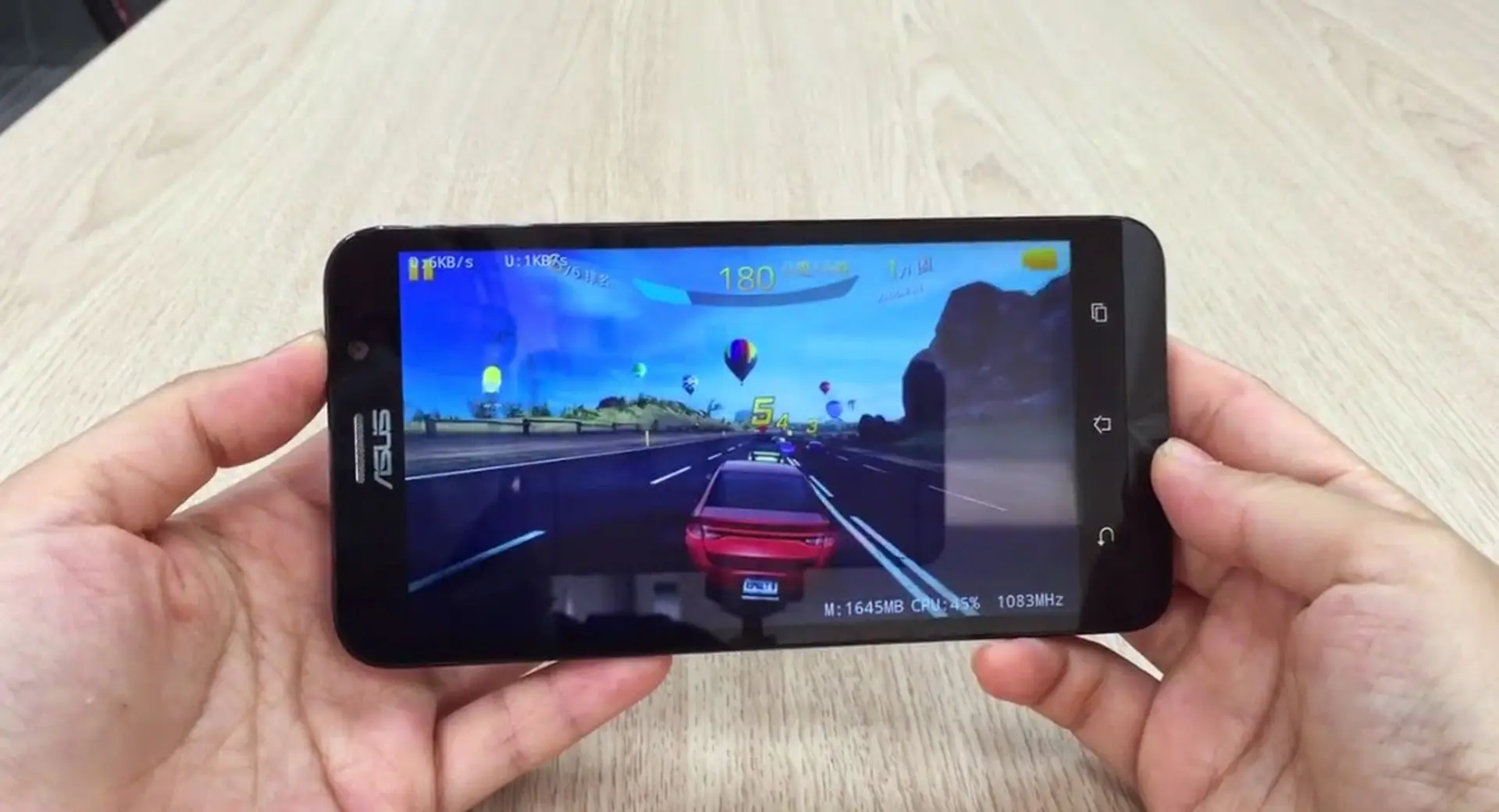 Sức mạnh vượt trội của Asus ZenFone 2 với bộ nhớ RAM 4GB