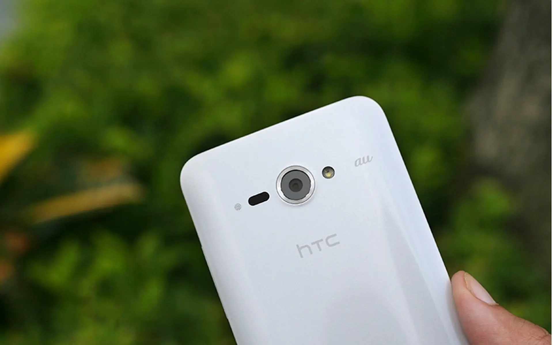 HTC J Butterfly HTL21 và những điều cần biết Phần 2