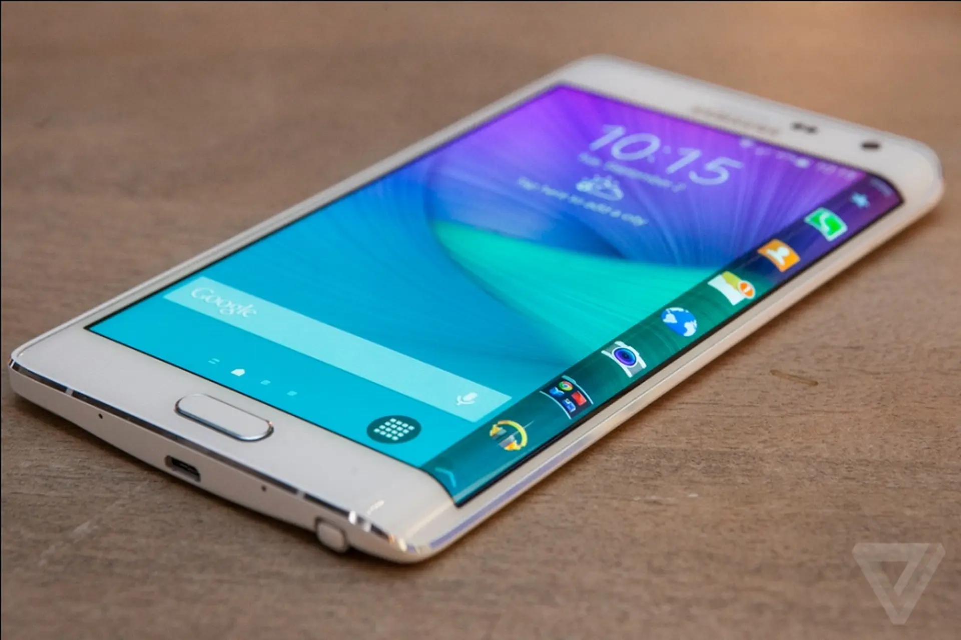 Những siêu phẩm Smartphone có màn hình ấn tượng nhất hiện nay