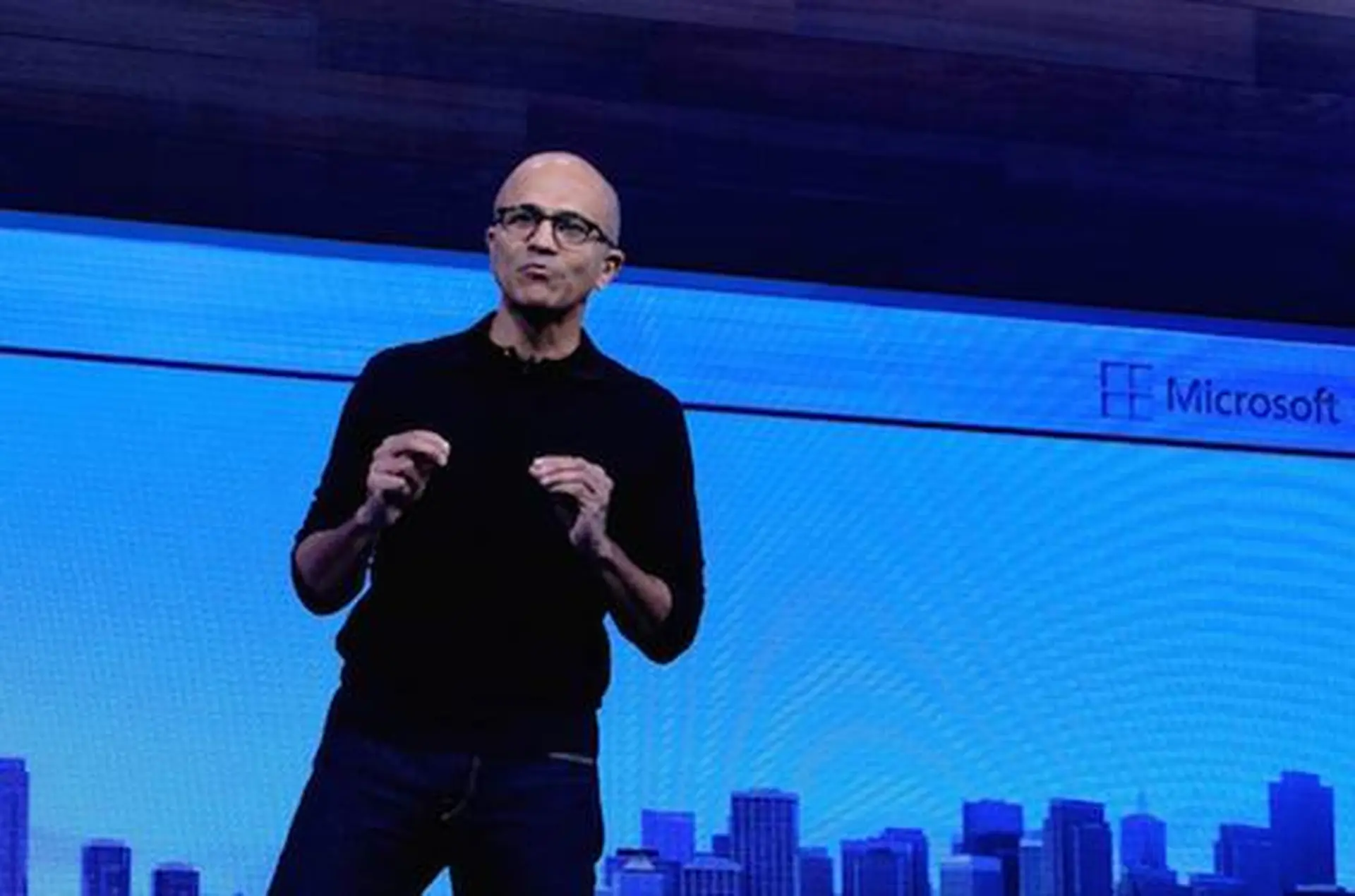 Windows 10 sẽ có thể chạy cả các ứng dụng có trên Android và iOS