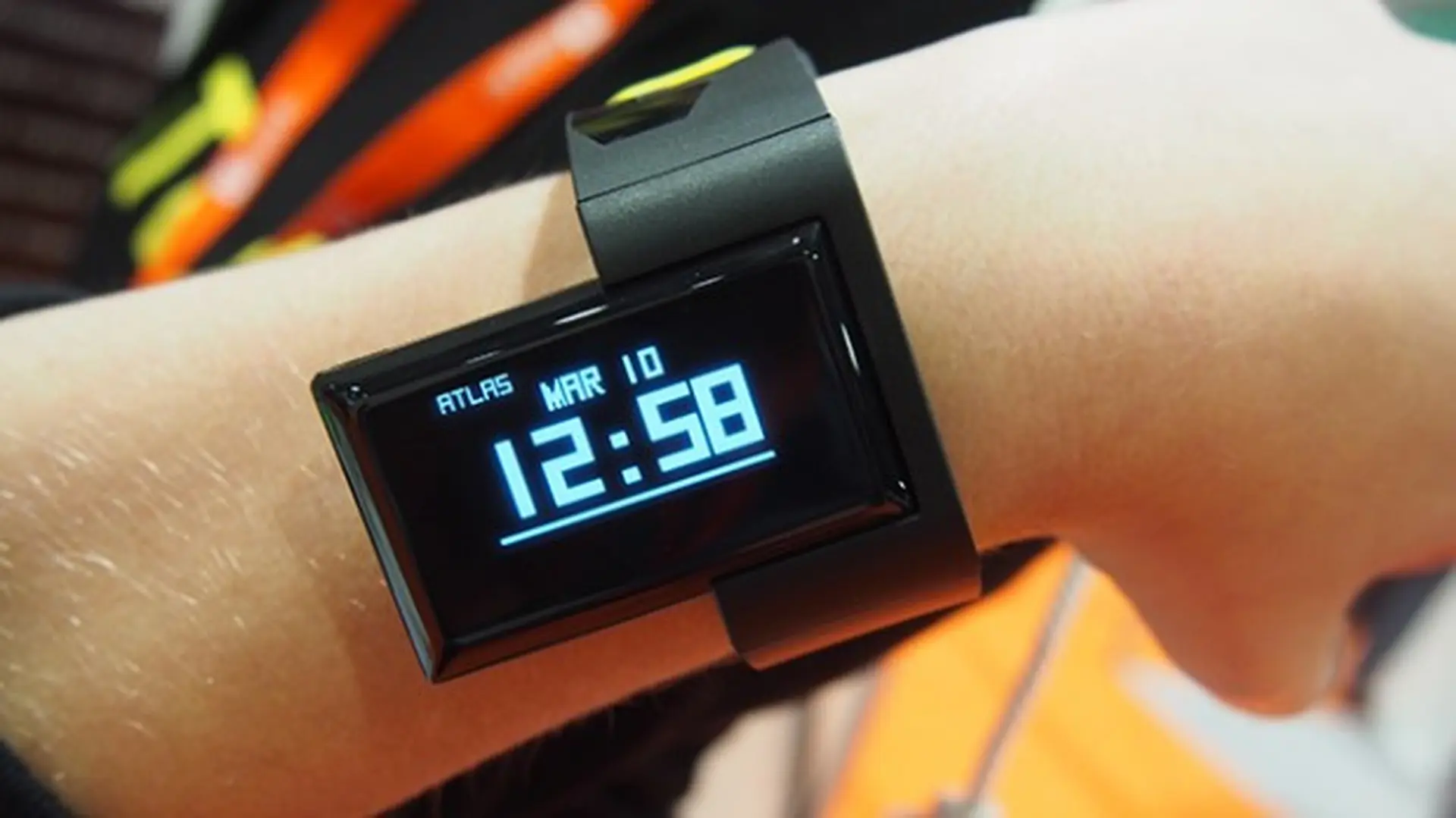 Với Atlas Wristband sức khỏe là trên hết