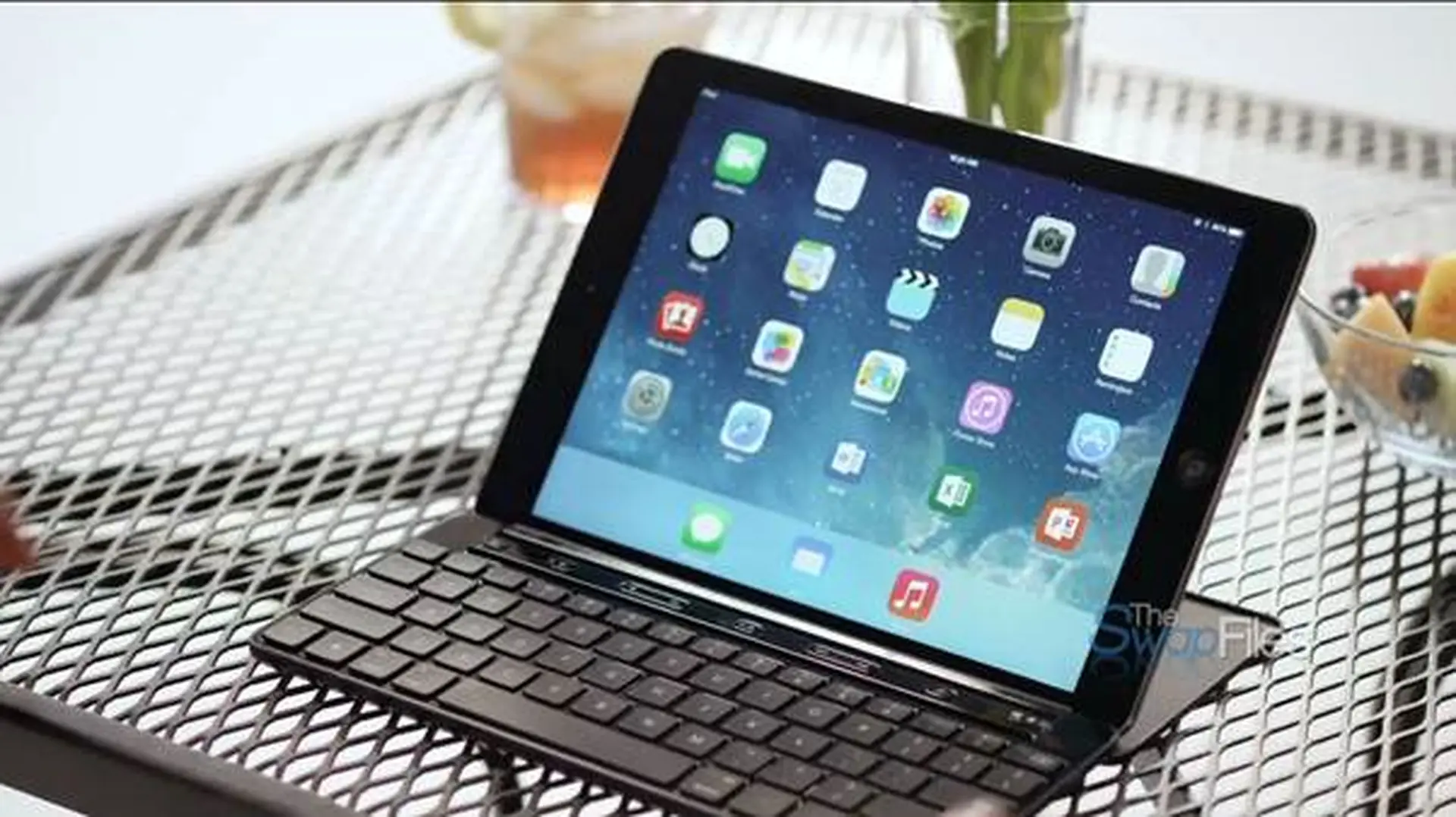 Những bàn phím Bluetooth tốt nhất dành cho iPad Air 2 – Phần 1