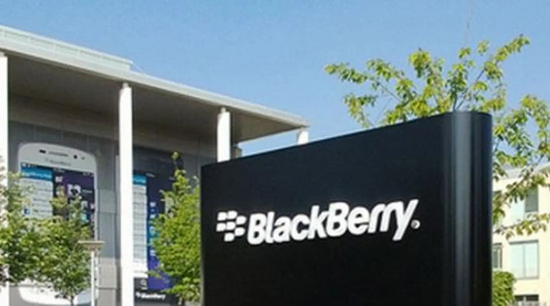 Sốc: Microsoft ra giá 7 tỷ USD mua lại BlackBerry