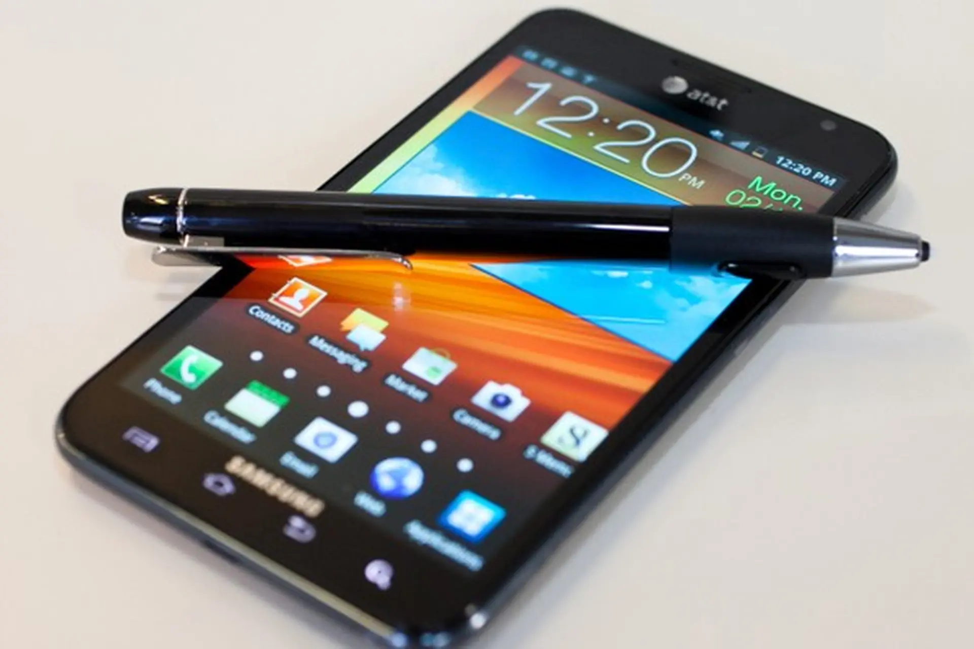 Những “smartphone” một thời khiến giới trẻ mất ăn mất ngủ