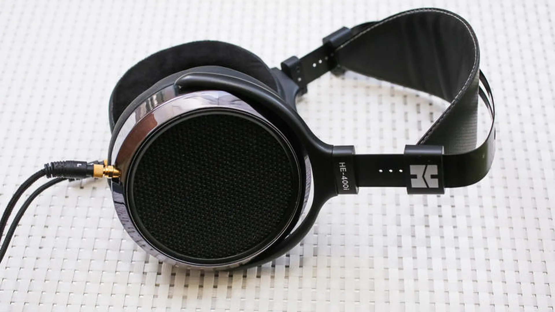 Đánh giá tai nghe HiFiMan HE-400i