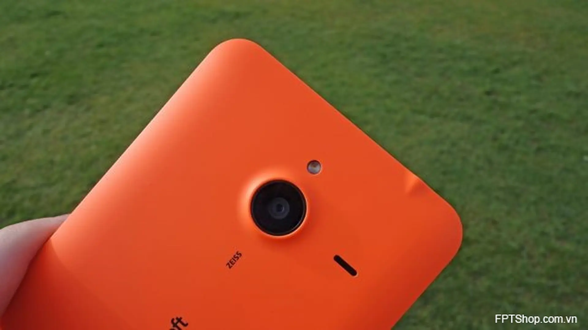 Microsoft Lumia 640 XL liệu có hay hơn Sony Xperia M2 – Phần 2