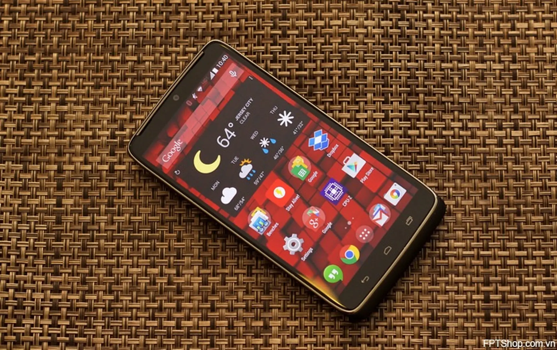 So sánh Asus Zenfone 2 và Motorola Droid Turbo