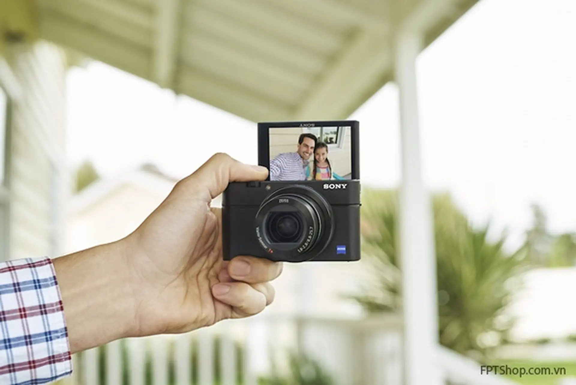 Sony Cyber-Shot RX100 IV chuẩn bị lên kệ, ấn tượng hơn với khả năng quay phim 4K