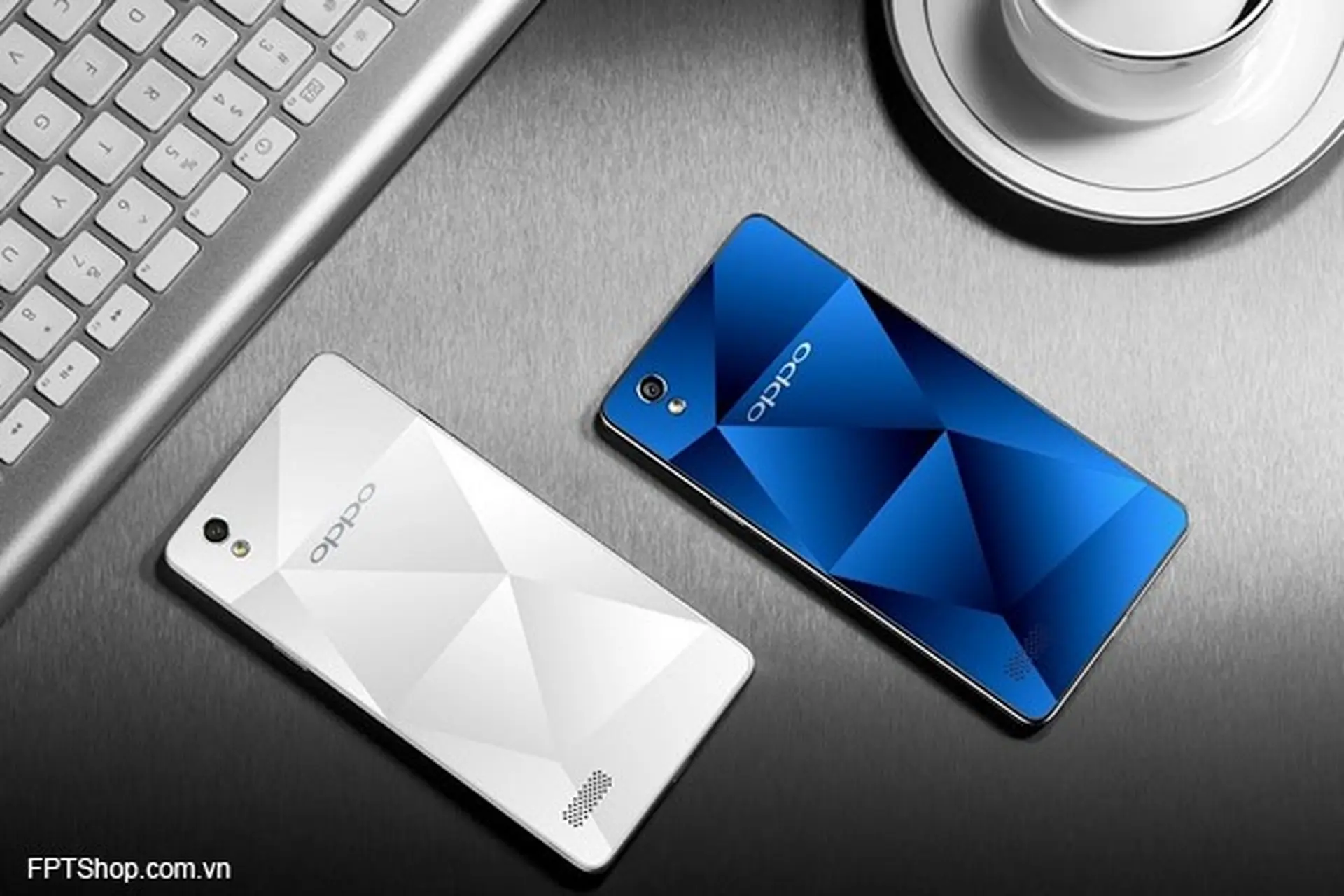 Những lý do không lựa chọn Oppo Mirror 5 là một SAI LẦM LỚN!