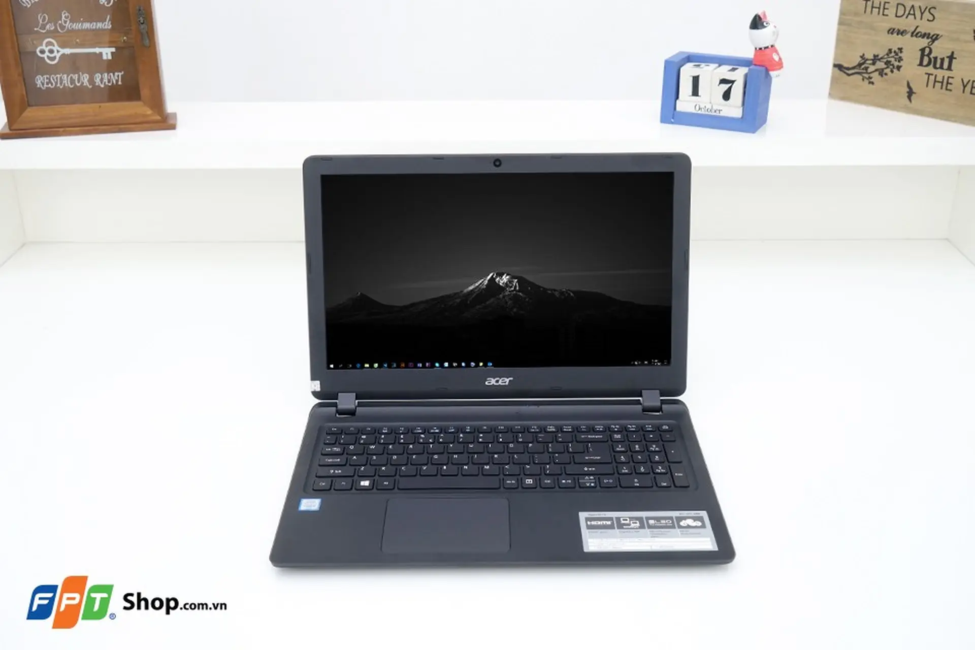 Tại sao bạn nên mua Acer Aspire ES1-572-388E với mức giá chỉ hơn 8 triệu đồng?