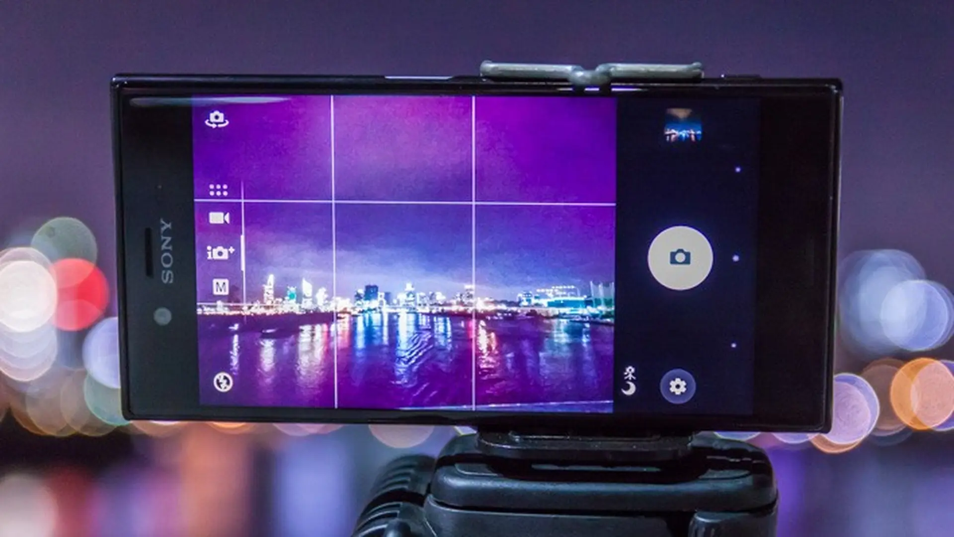 Đánh giá camera Xperia XZ: Lấy nét nhanh, màu sắc tốt, camera selfie đẹp