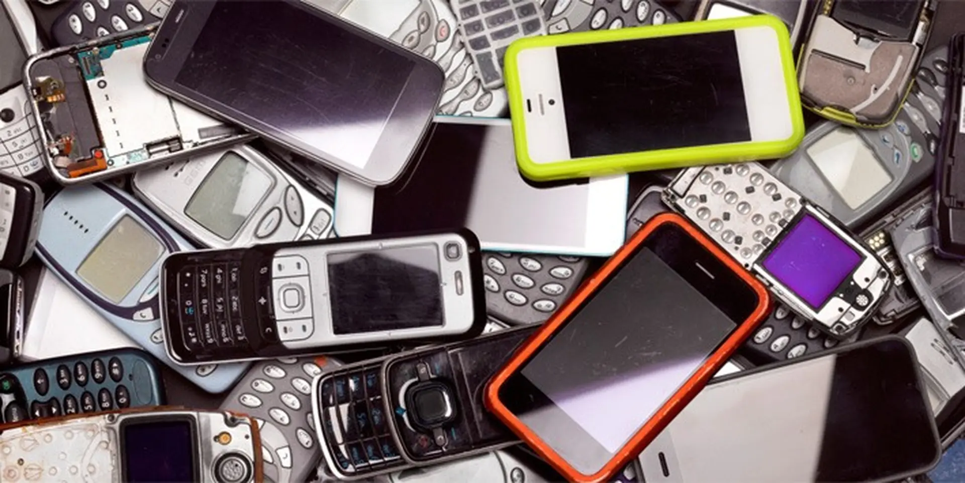 Chú ý, bạn đang bỏ mất cả kho báu lớn trong chiếc smartphone cũ!