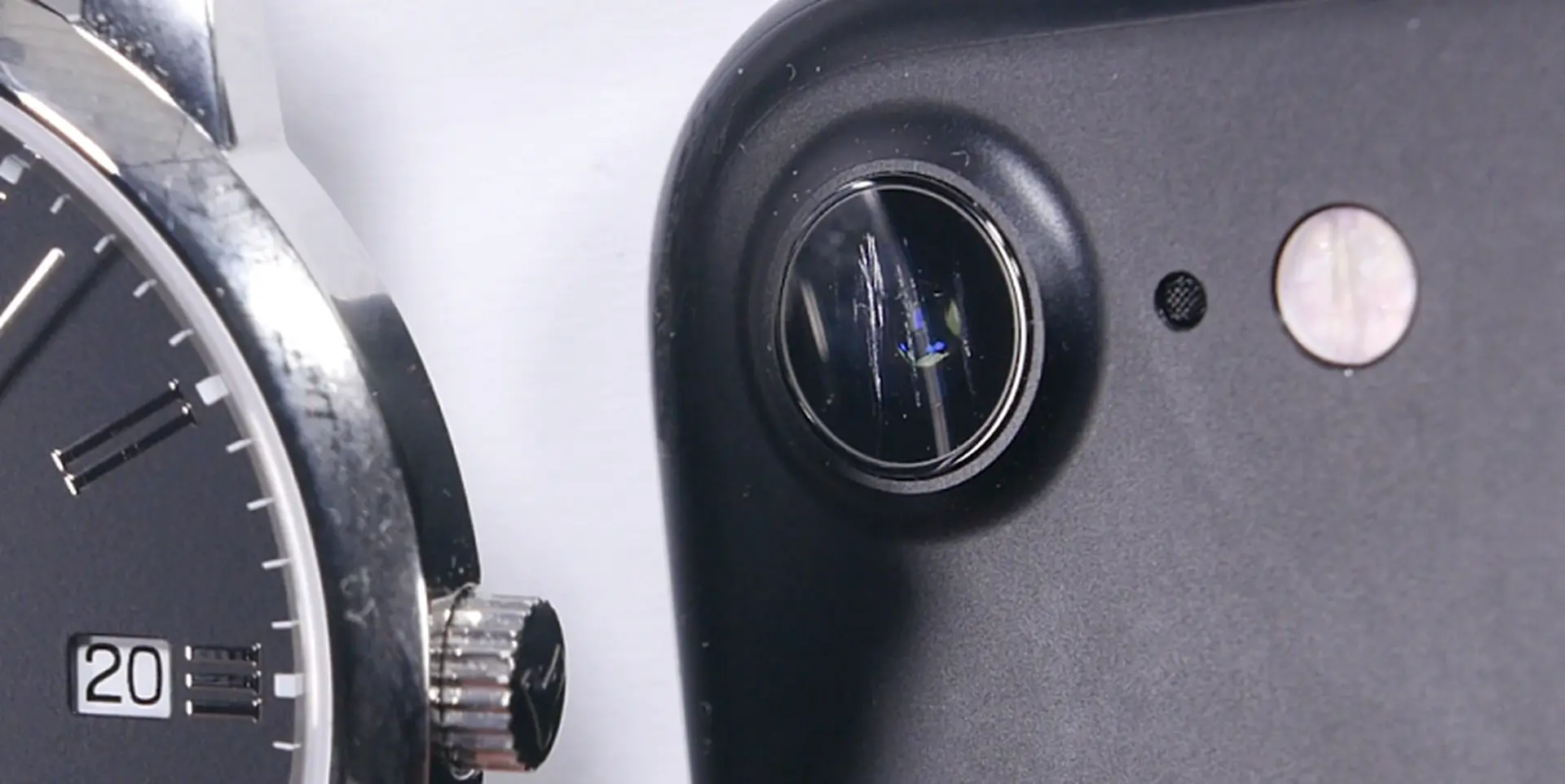Apple xác nhận camera iPhone 7 được bảo vệ bởi mặt kính Sapphire