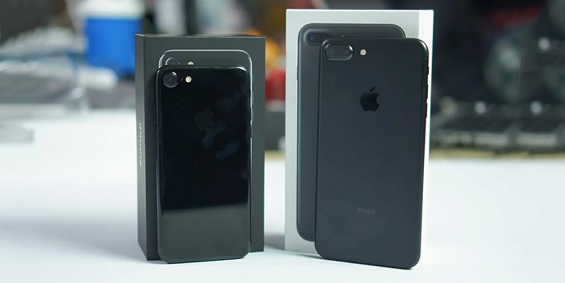 Mở hộp iPhone 7, 7 Plus chính hãng FPT đầu tiên tại Việt Nam