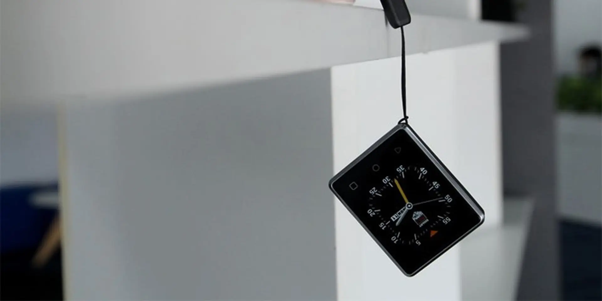 Vphone- Smartphone siêu nhỏ đã có mặt tại Việt Nam