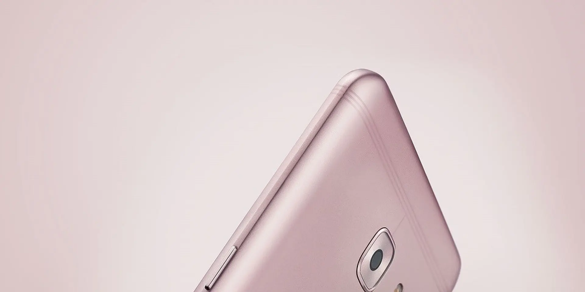Samsung Galaxy C7 Pro tiếp tục lộ cấu hình chi tiết trên GFXBench