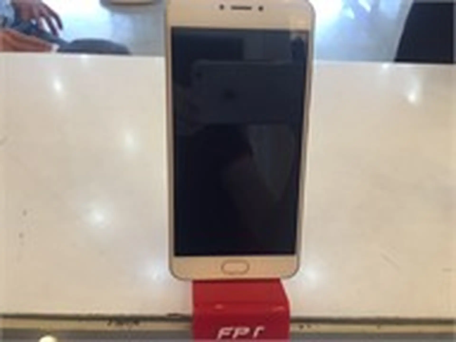 Galaxy S7 và S7 Edge bắt đầu được thử nghiệm và chuẩn bị cập nhật Android 7.0