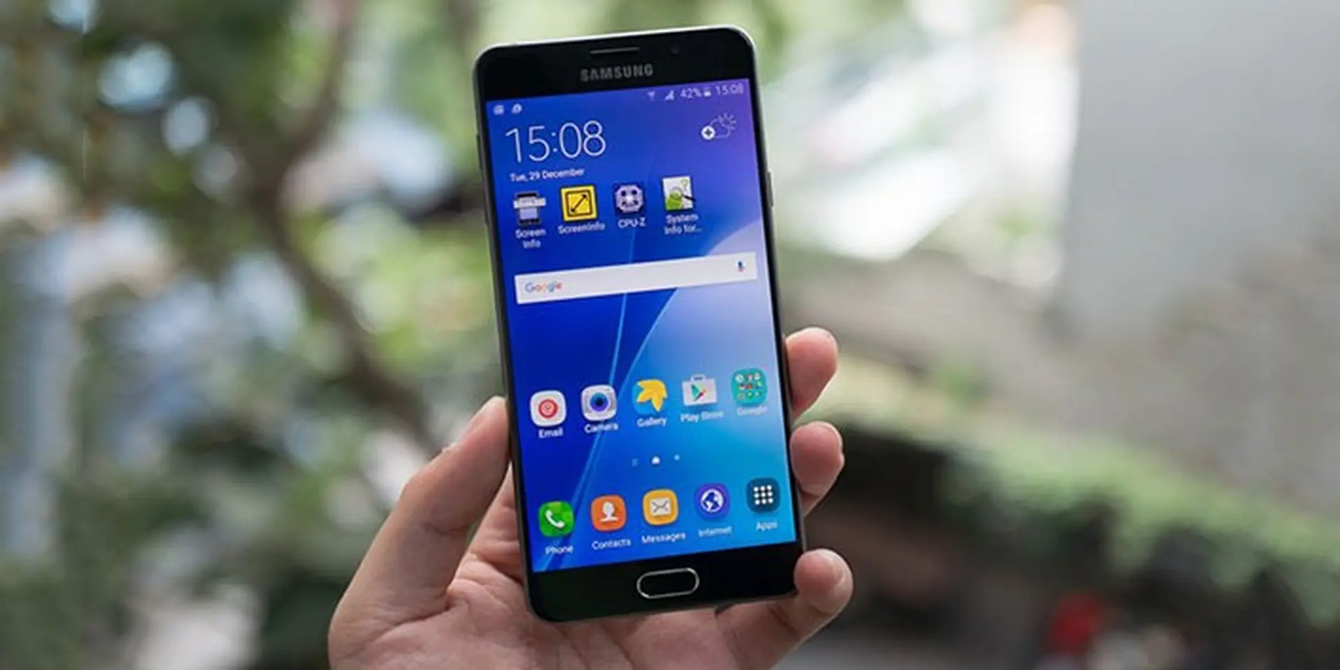 Samsung Galaxy A7 2017 rò rỉ cấu hình chi tiết: Mặt kính sau 3D, IP68, camera trước 16MP