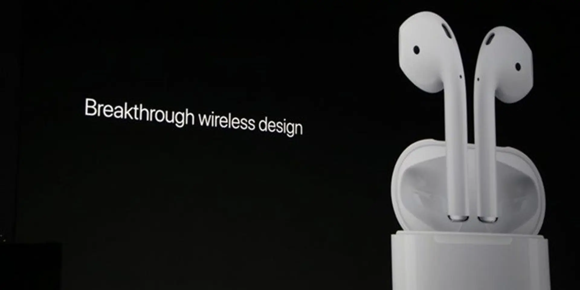 Tim Cook hé lộ thời điểm ra mắt tai nghe AirPods