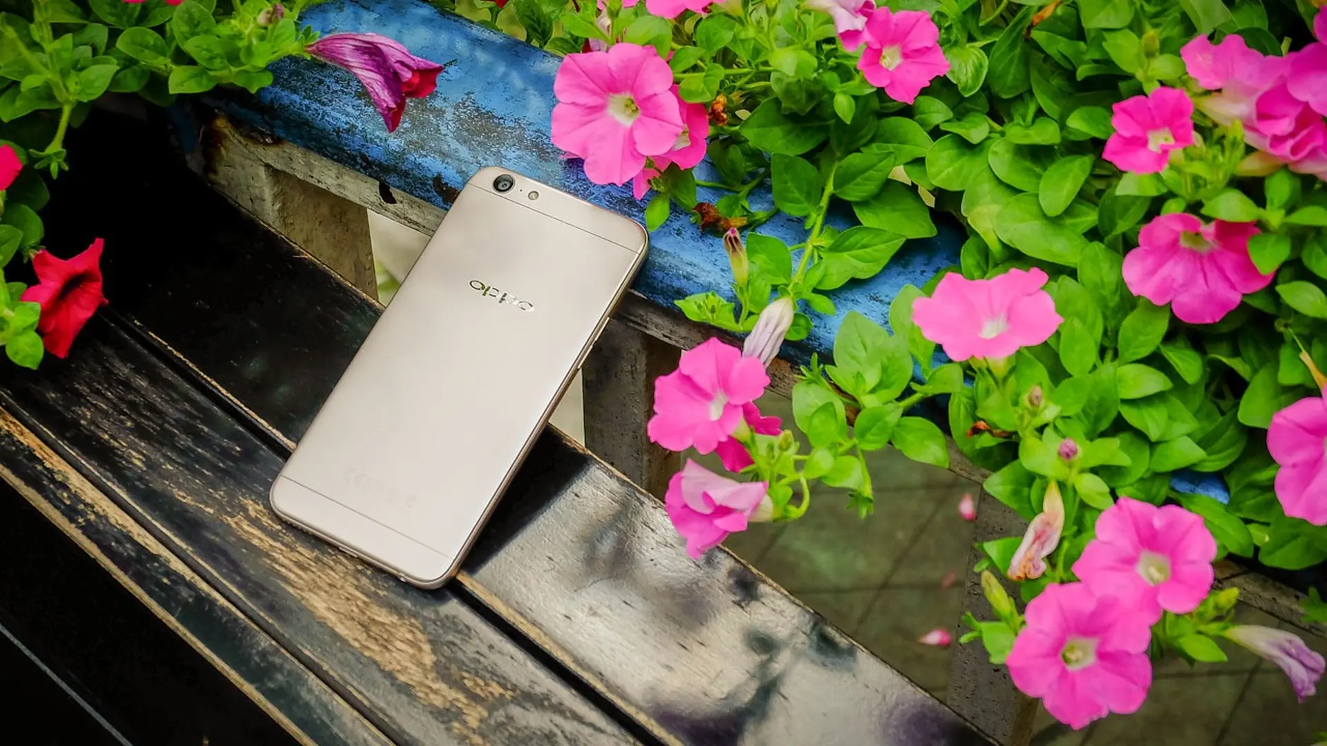 OPPO A39 – “Chuyên gia selfie” với mức giá tầm trung