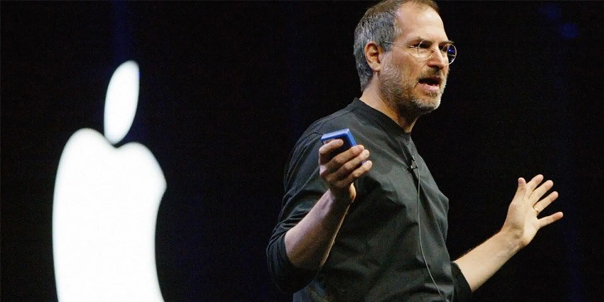 Tim Cook cần xem lại lời của Steve Jobs để không đi vào vết xe đổ