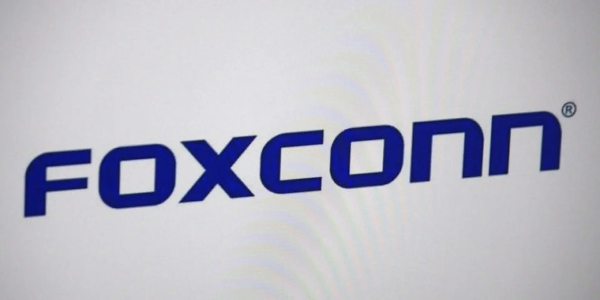 Foxconn "hẹn hò" cùng Sharp, và đây là lý do mà Trung Quốc vui mừng