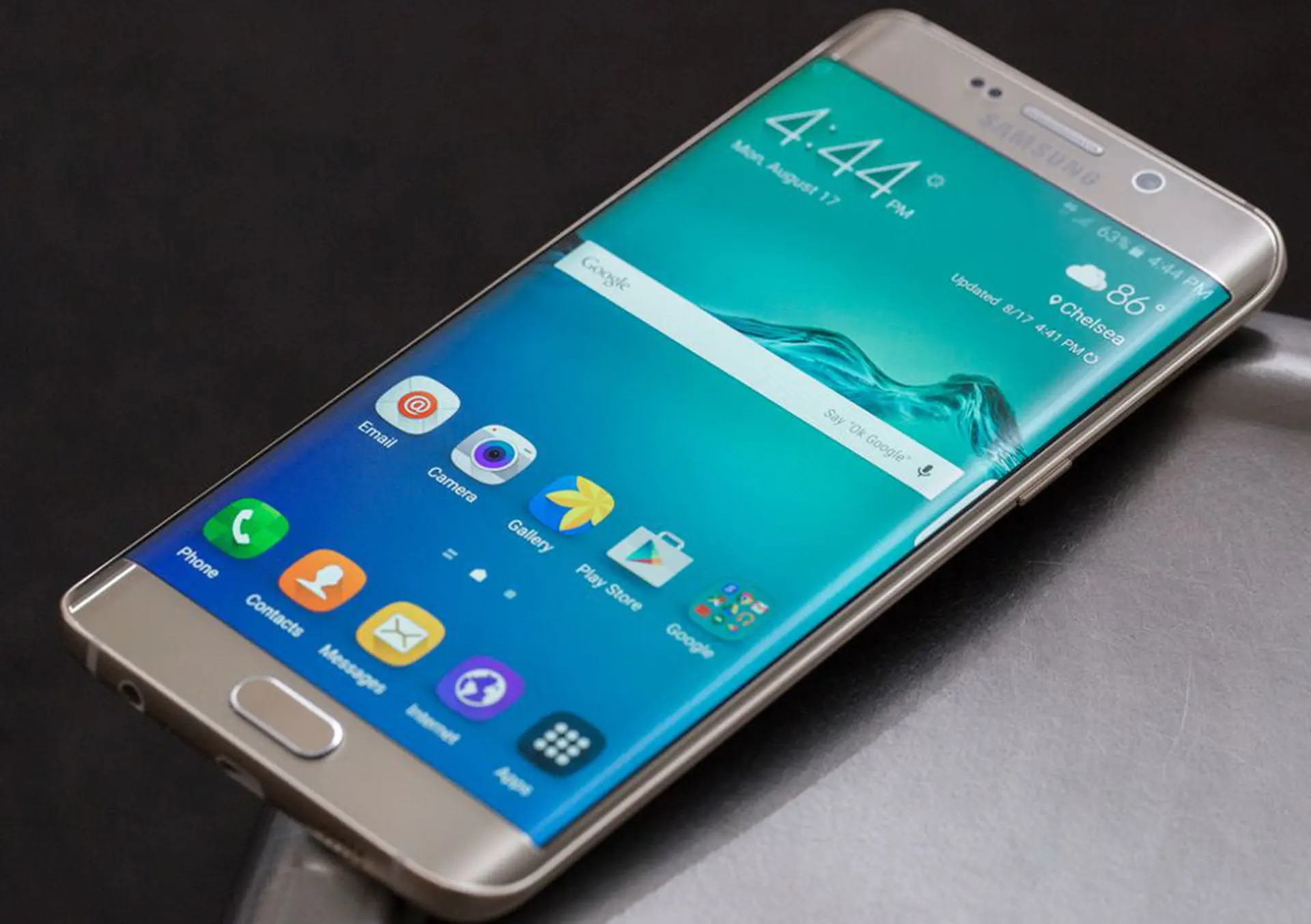 Rò rỉ các phiên bản màu sắc của Samsung Galaxy S7 và S7 Edge
