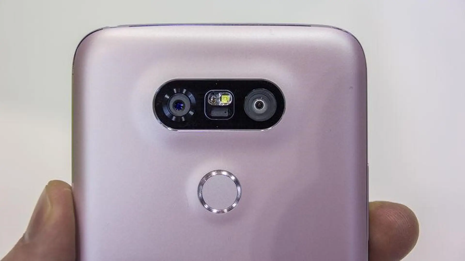 Dự kiến giá LG G5 khi chính thức bán ra