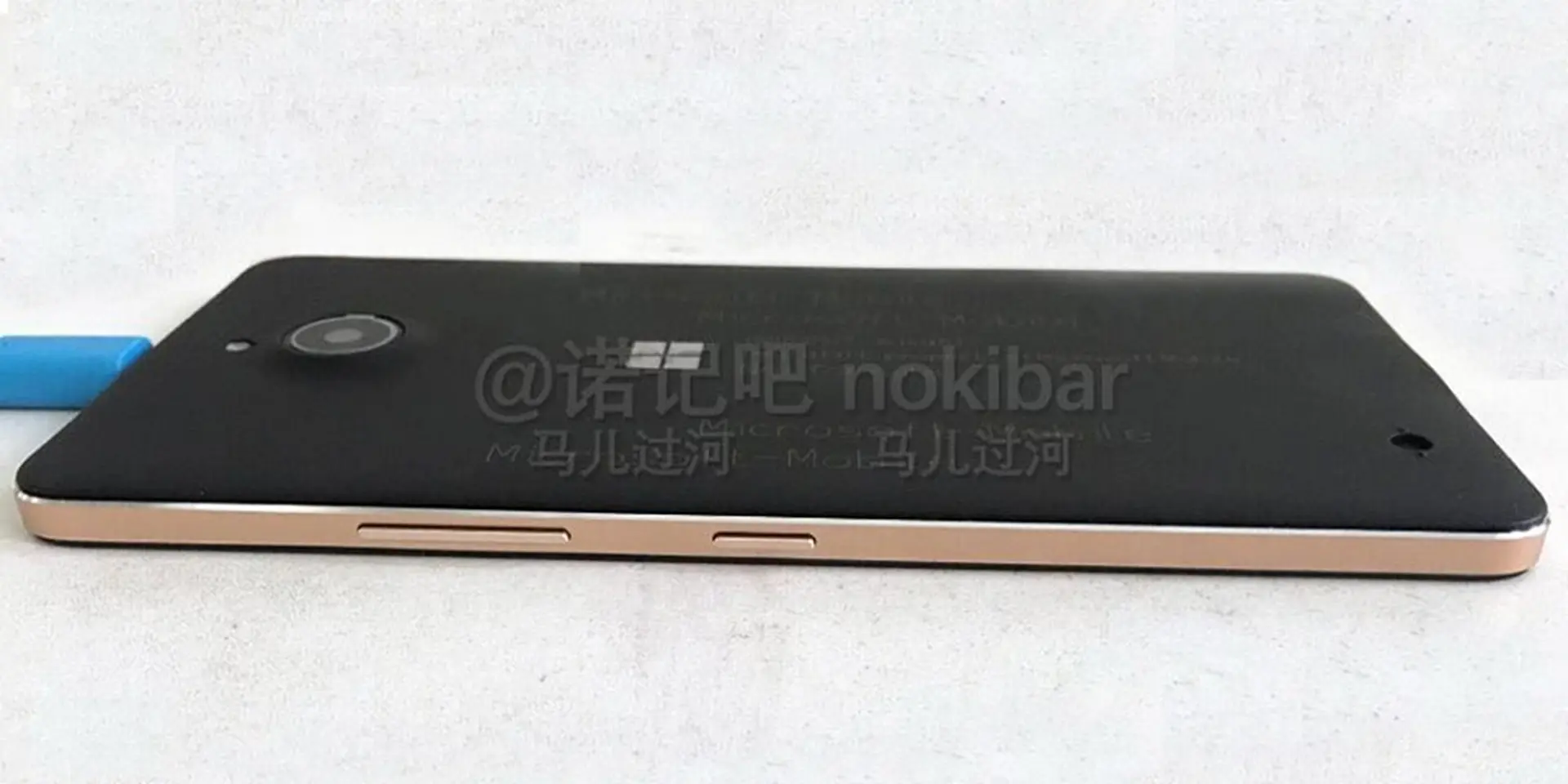 Microsoft Lumia 850 xuất hiện long lanh trong loạt ảnh mới