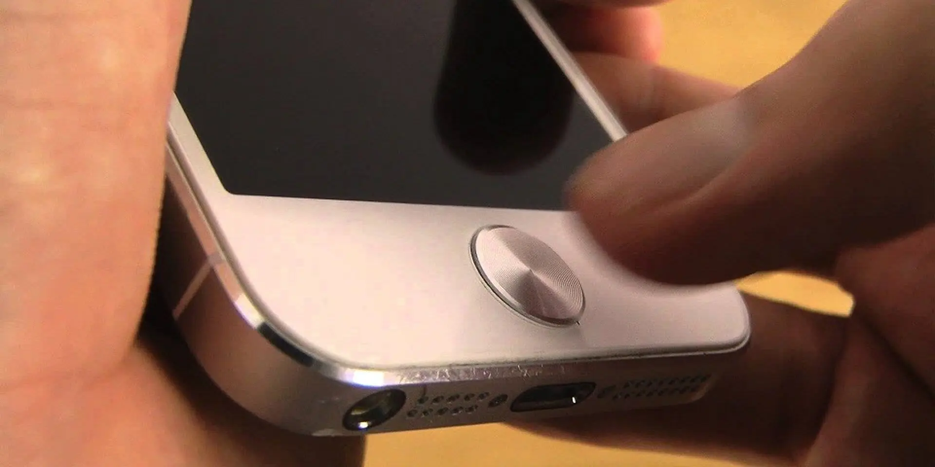 iPhone, iPad sẽ có nút home làm từ kim loại lỏng