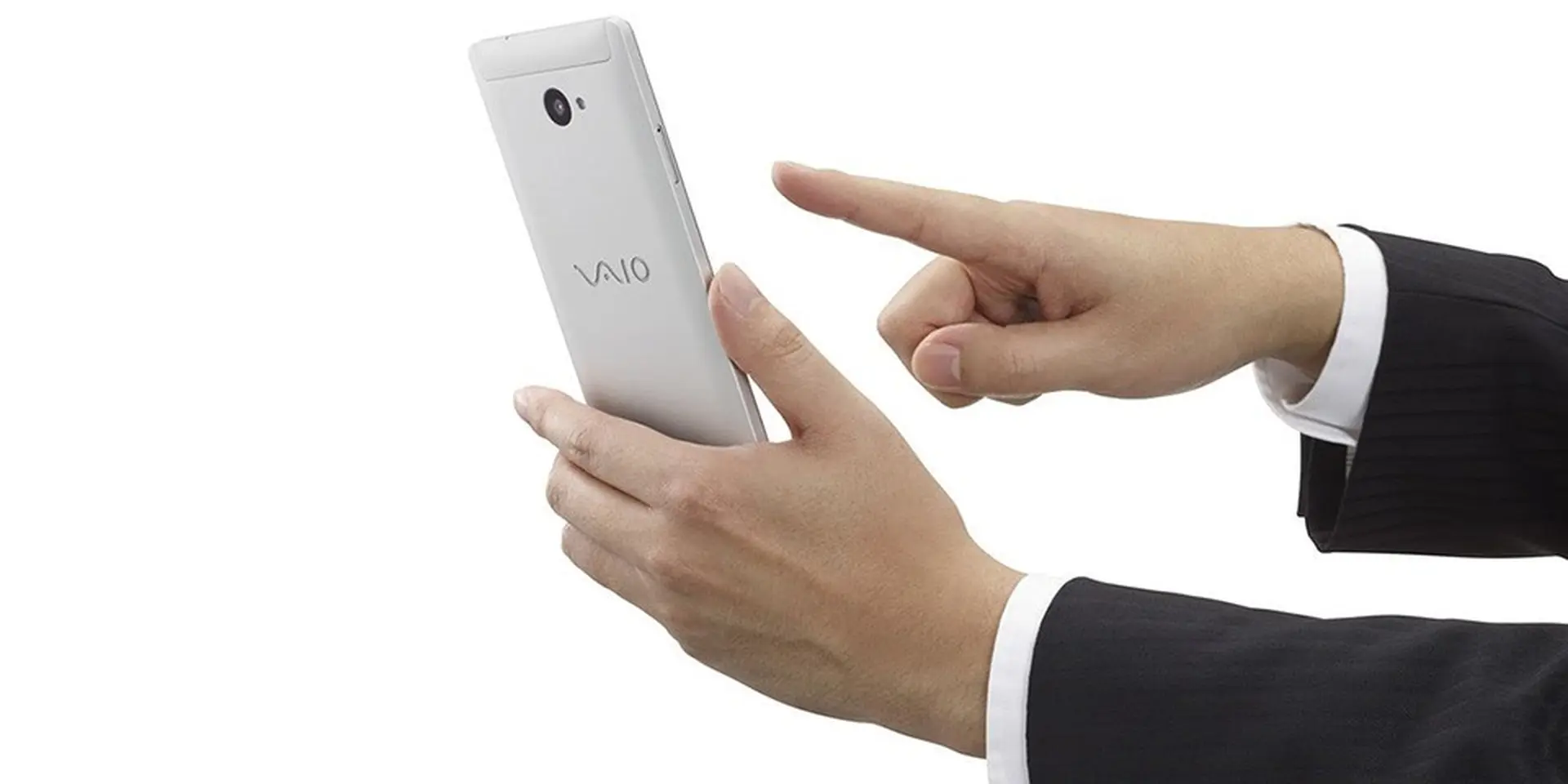 Smartphone VAIO chạy Windows 10 Mobile vừa được chứng nhận