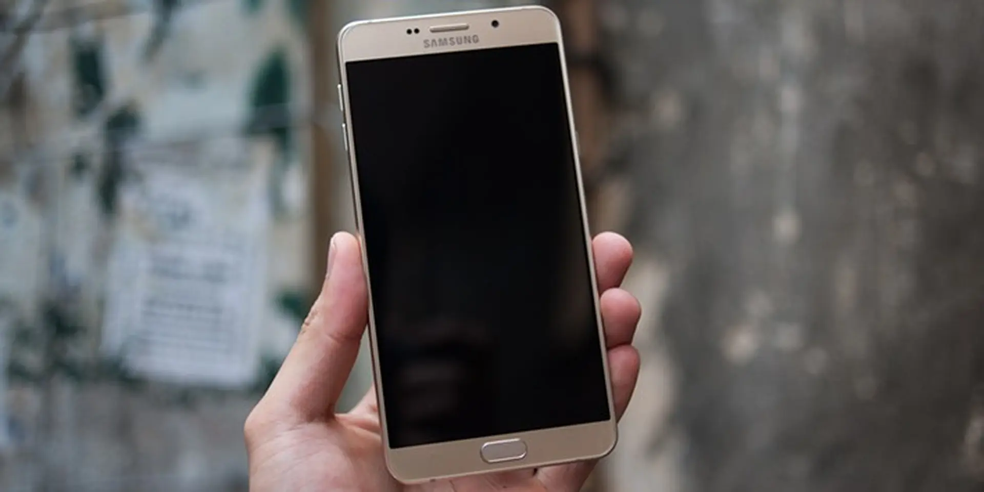 Hình ảnh trên tay Samsung Galaxy A9 Pro