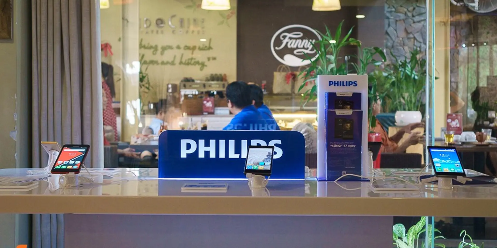 Philips giới thiệu công nghệ SoftBlue cùng bộ ba smartphone mới tại thị trường Việt Nam 
