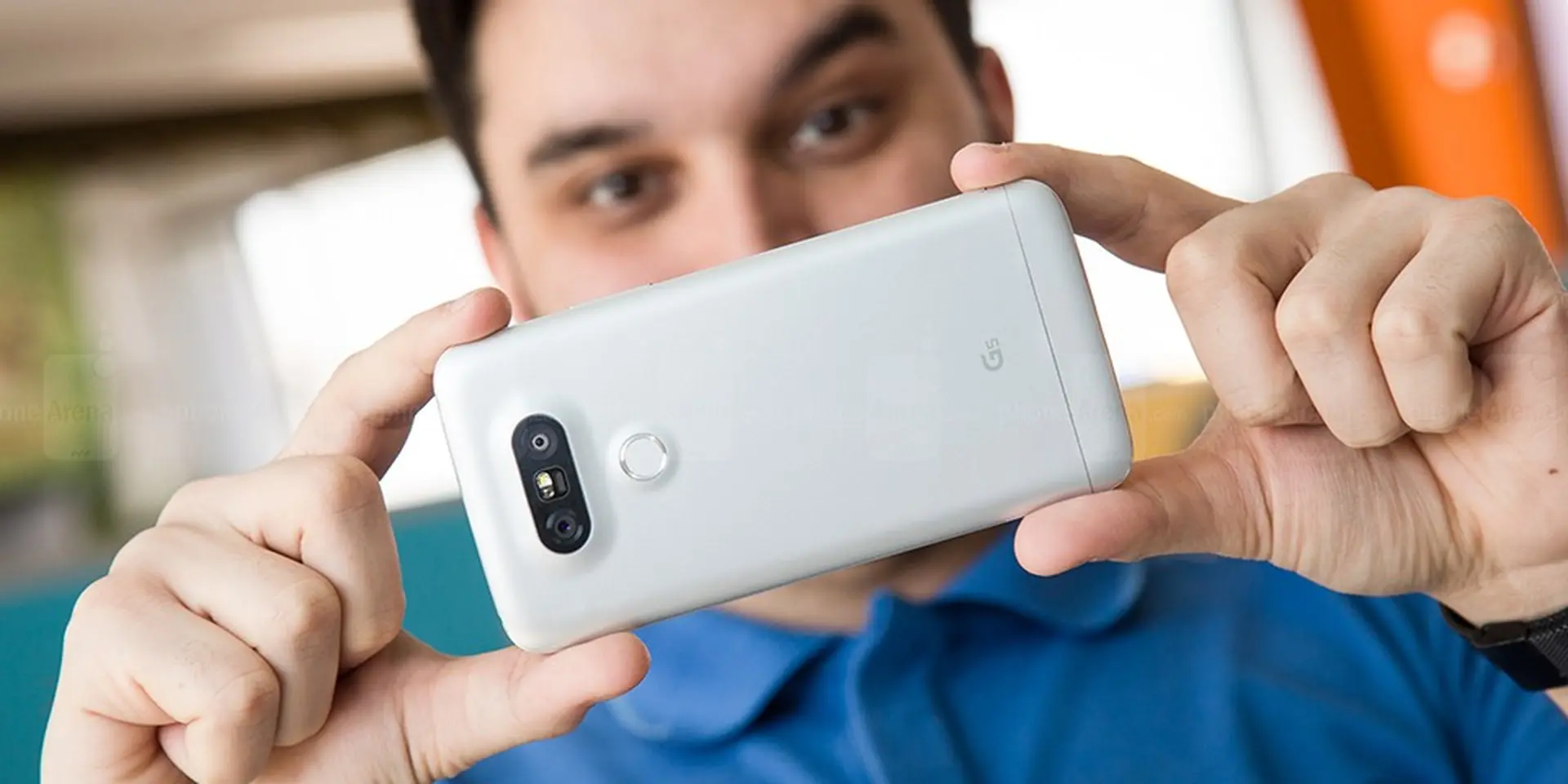 LG đưa ra lời giải thích chính thức về "mặt lưng bằng nhựa" trên LG G5