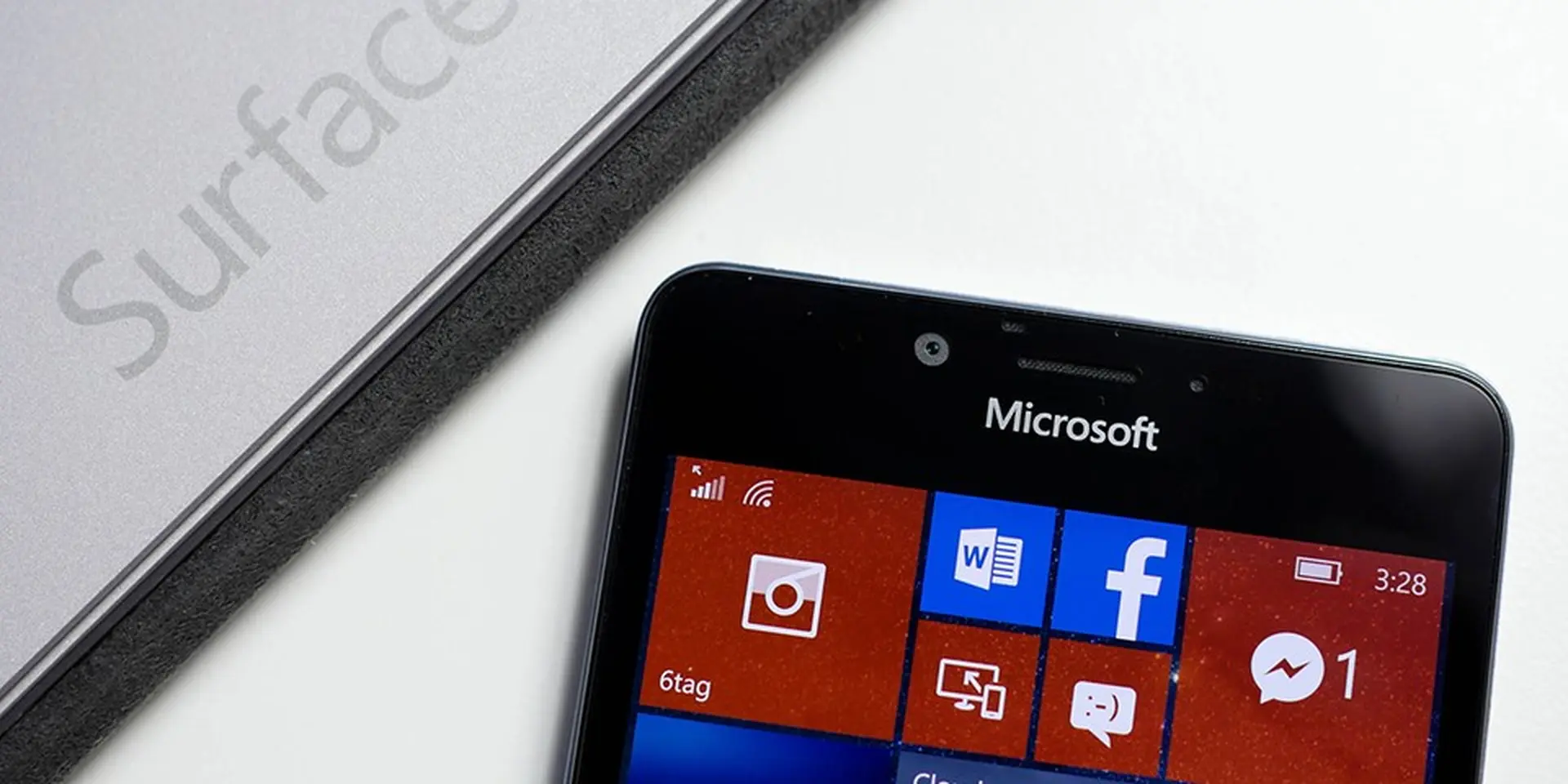 Microsoft sẽ giới thiệu 1 chiếc Surface Phone mới với 3 biến thể khác nhau vào năm 2017 