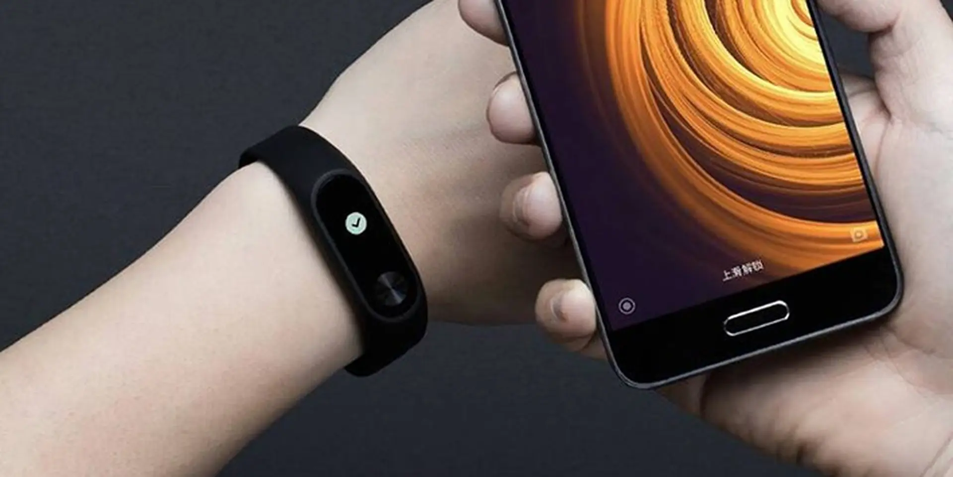 Xiaomi Mi Band 2 chính thức ra mắt: màn hình OLED, pin 20 ngày, giá 22USD!