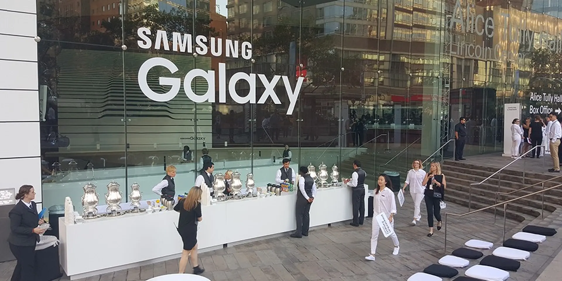 Samsung Galaxy được yêu thích hơn cả iPhone ngay tại quê nhà của Apple 