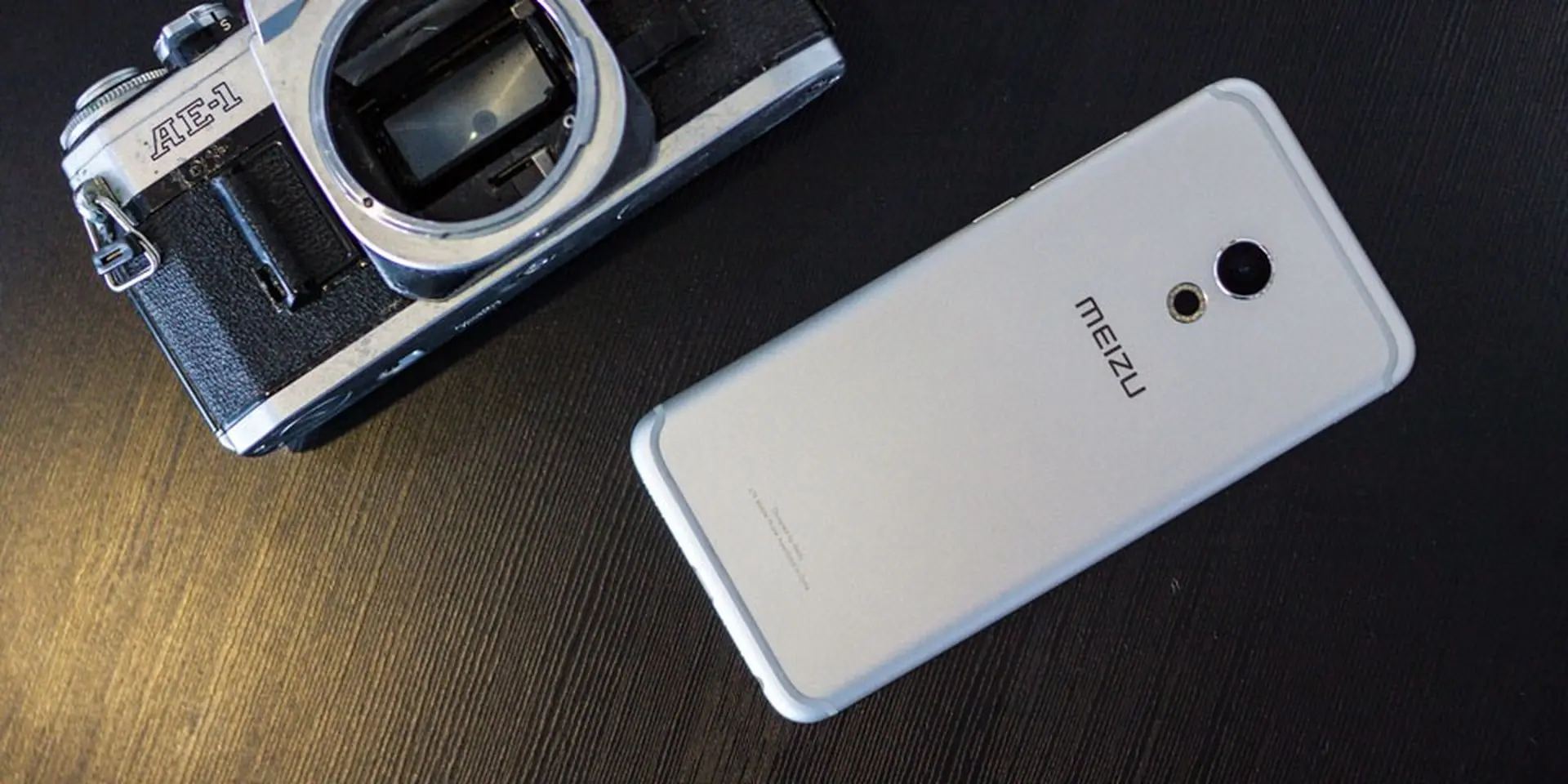 Trên tay Meizu Pro 6: Chip 10 nhân, RAM 4GB, USB type-C, giá hơn 8 triệu đồng
