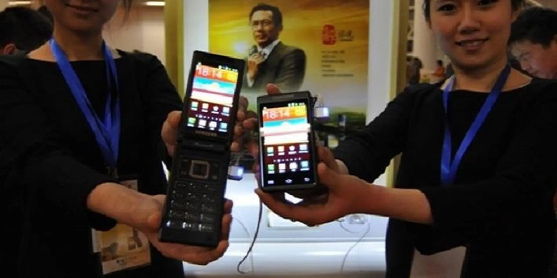 Galaxy Folder 2 điện thoại "vỏ sò" của Samsung tiếp tục bị phát hiện